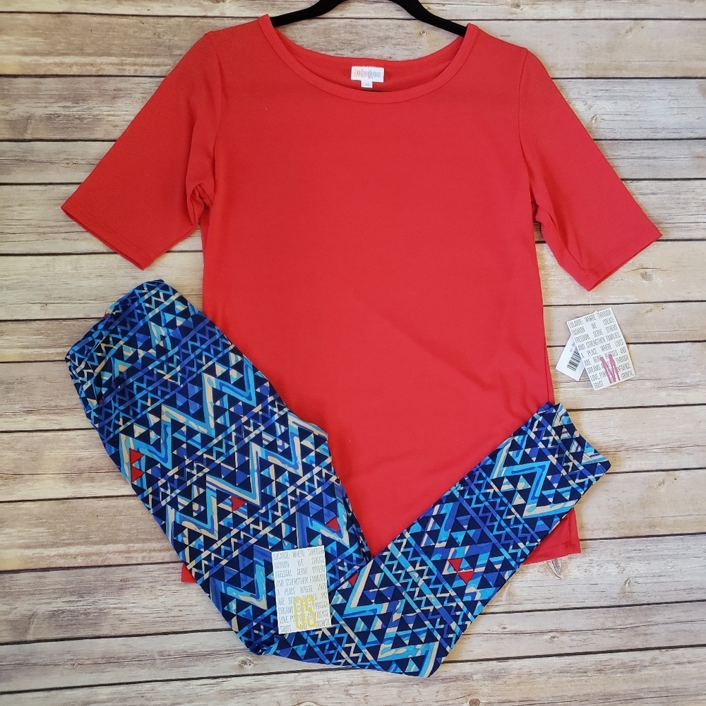 M Solid Red Gigi Top and OS Leggings.